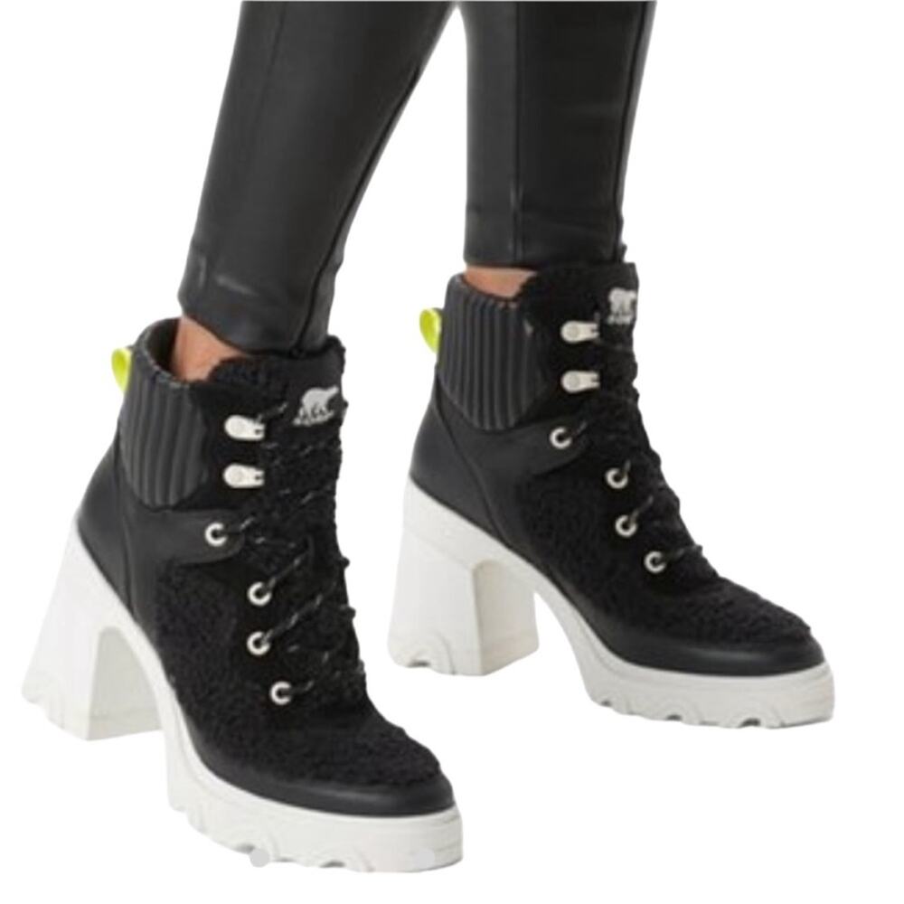 << Sorel Brex Women’s Heel Cozy Lace Up Waterproof Boots Black- Sz 9.5